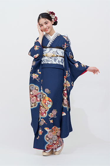 No.310 【新品振袖/手絞り金彩】【赤】伝統的な絞り染めの”桶絞り”が施