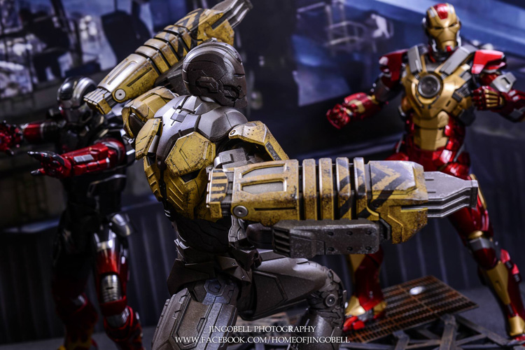 もっと！HOT！ vol.334 ストライカー、いよいよ発売！｜マガジン｜株式