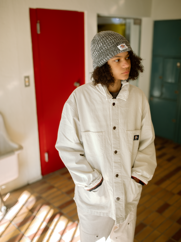 ディスイズネバーザットとディッキーズの新作は、コートにパンツに