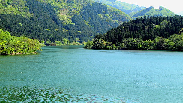 神通川第一ダム湖