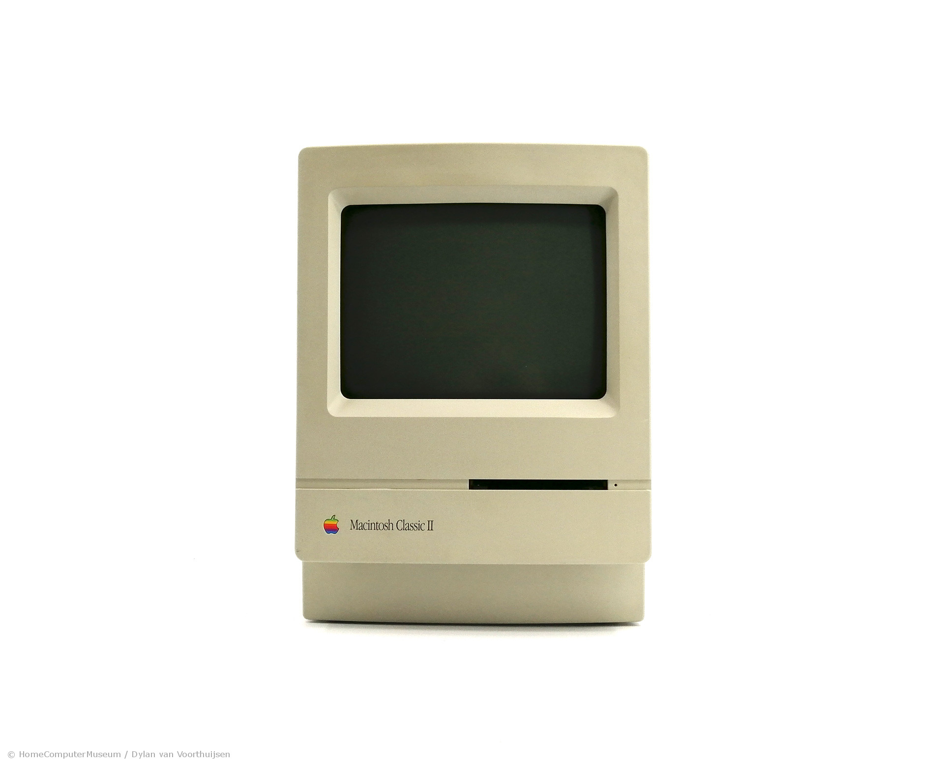 HomeComputerMuseum - Macintosh Classic II