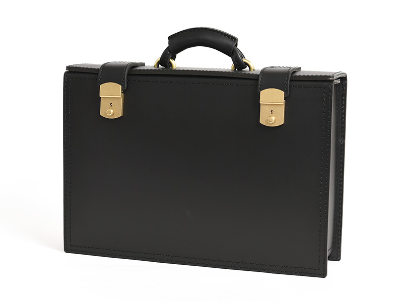 ビジネスにおすすめのパイロットケース / 革鞄のHERZ(ヘルツ)公式通販