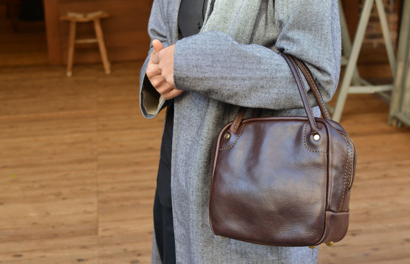Organ作り手：マリ愛用「Organキューブトート」｜革鞄・革小物のHERZ