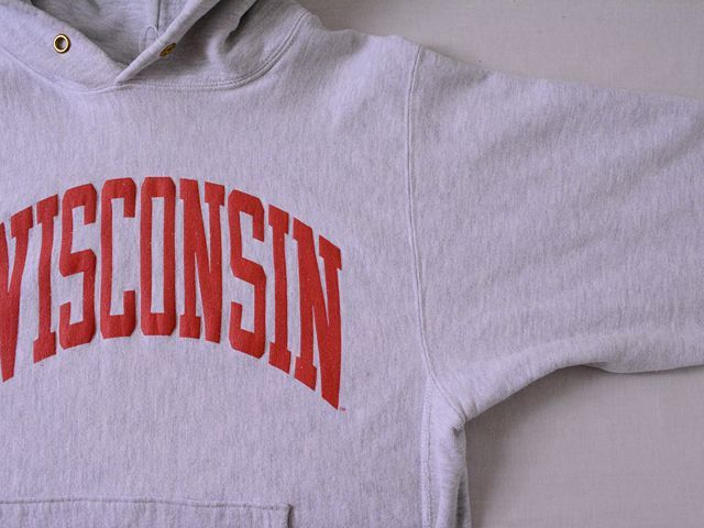1990s【Champion】リバースウィーブパーカー WISCONSIN 表記L - 古着屋