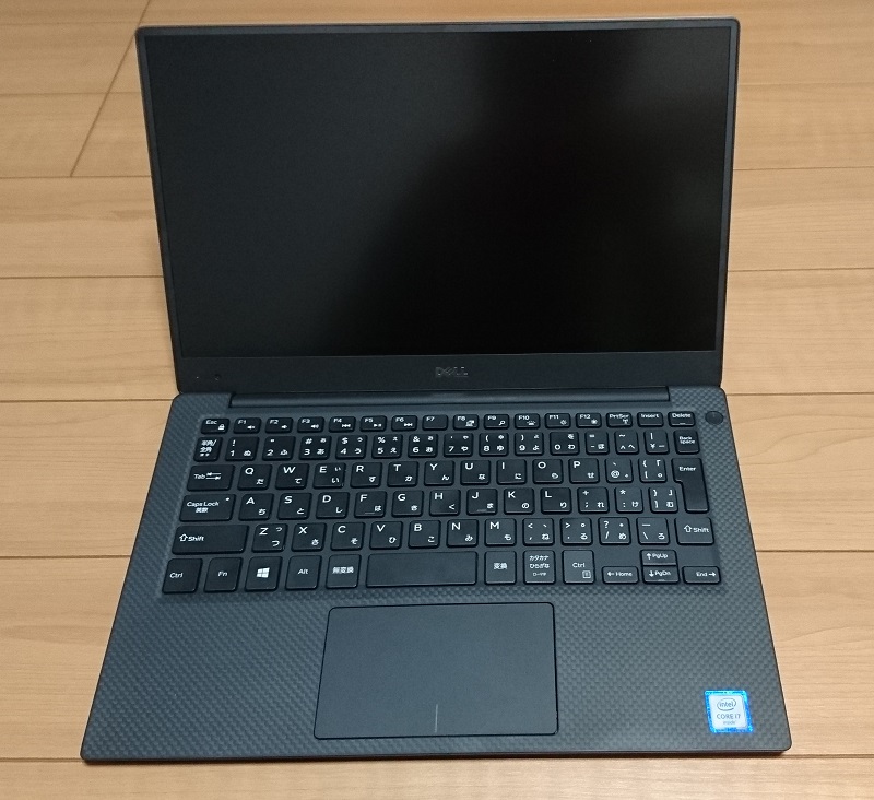 DELL XPS13(9350)は、軽量コンパクトで持ち運びやすいので、仕事用の
