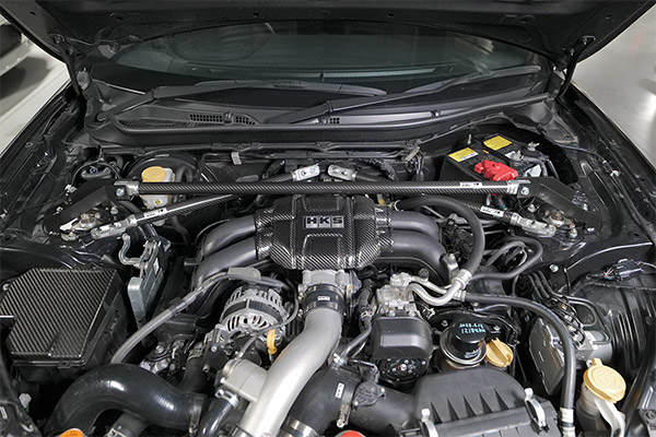 CARBON BRACE with GRAPHITE DESIGN：GR86