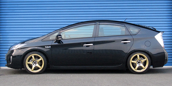 S-Style X：プリウスPHV