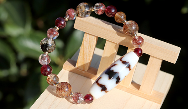 五福臨門白天珠ブレス（五福臨門白天珠・ガーネットAAA'・ガーネットAA