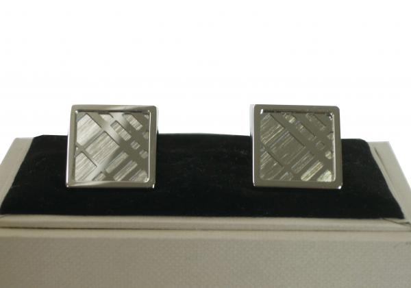 バーバリー カフリンクス カフスボタン チェック エングレイヴド