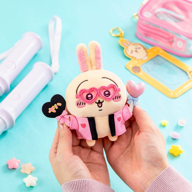 うさぎ、“オタ活”に目覚める！？「ちいかわ」推しを応援したりできる