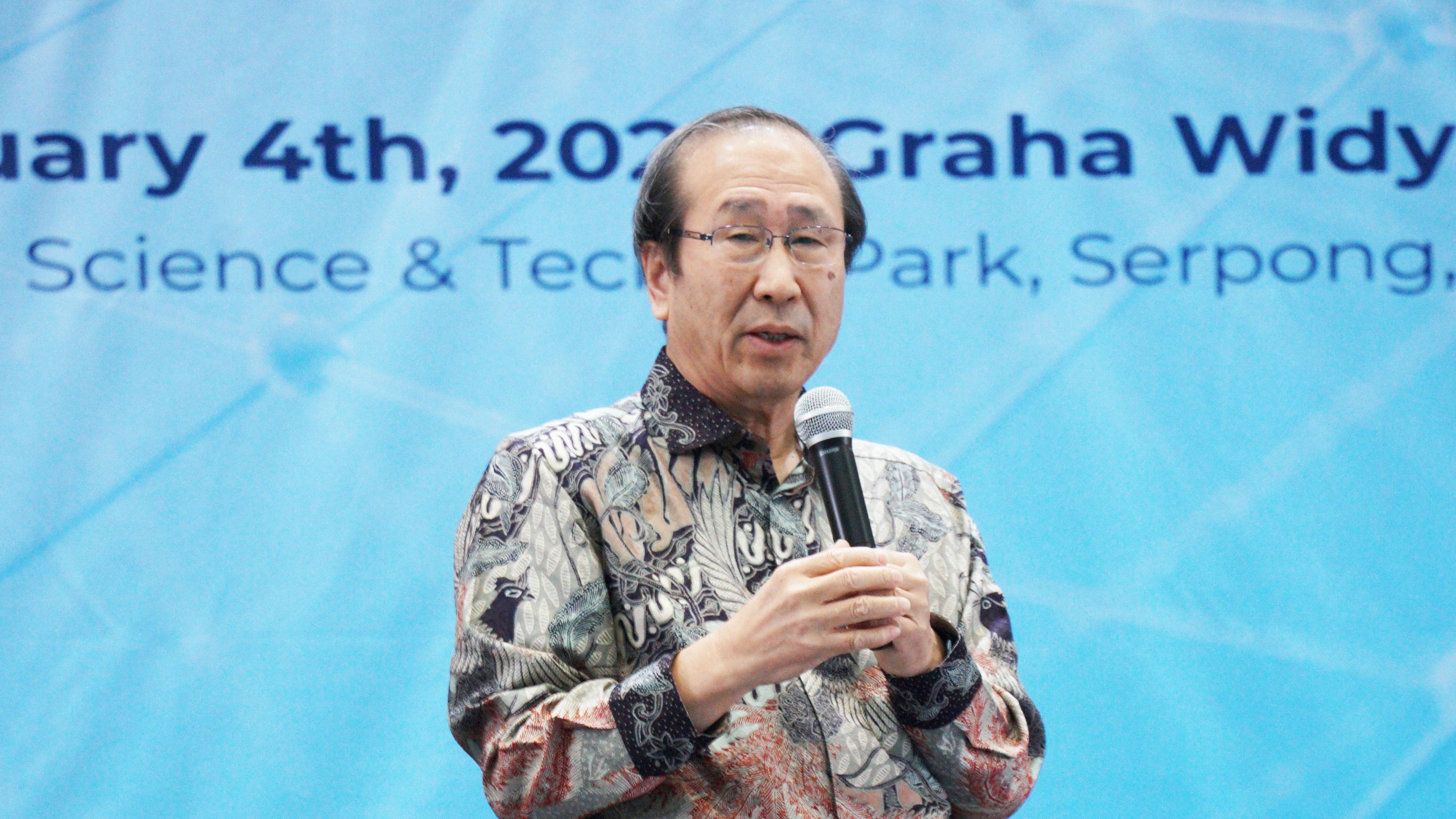 北川特別教授がインドネシアで講演を行いました | ニュース | 京都大学