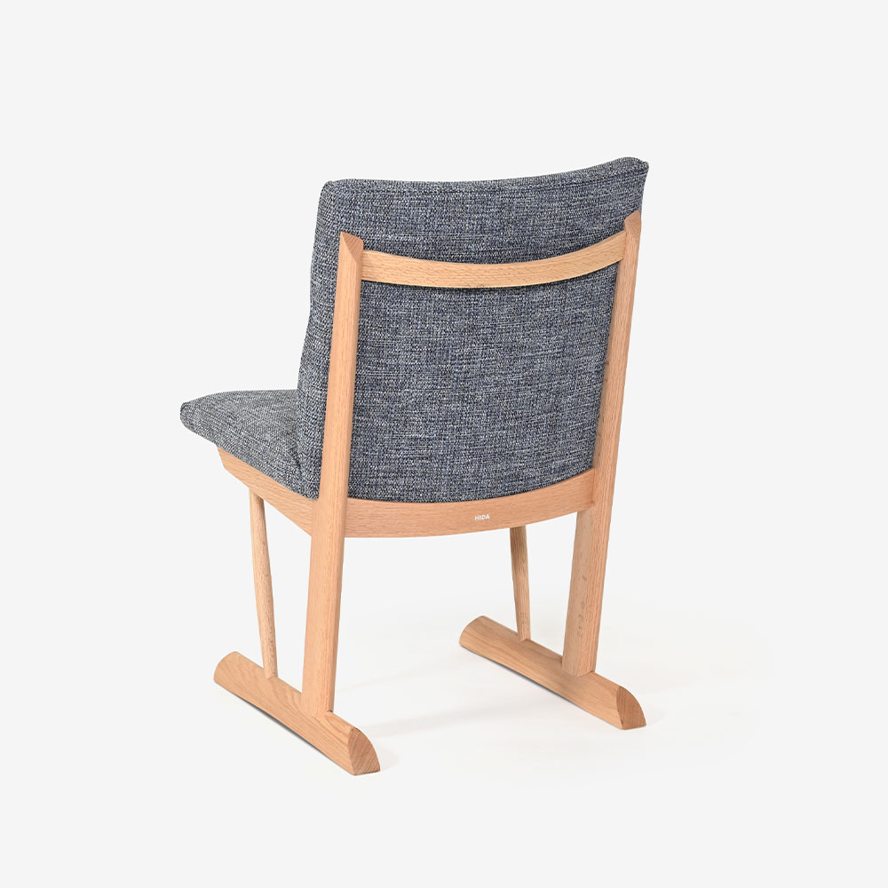 飛騨産業 チェア「KAYA3 -カヤ3- LF220R」レッドオーク材 WO色 布＃C