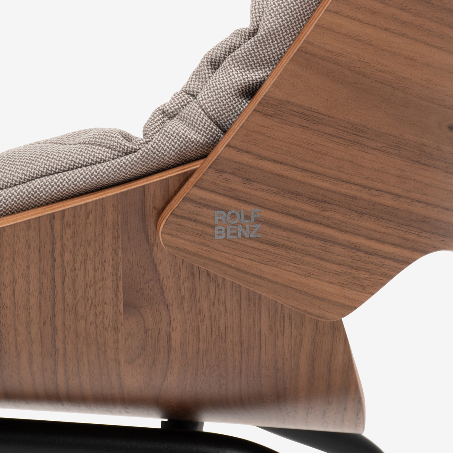 ROLF BENZ（ロルフベンツ）ダイニングチェア「650」アメリカン