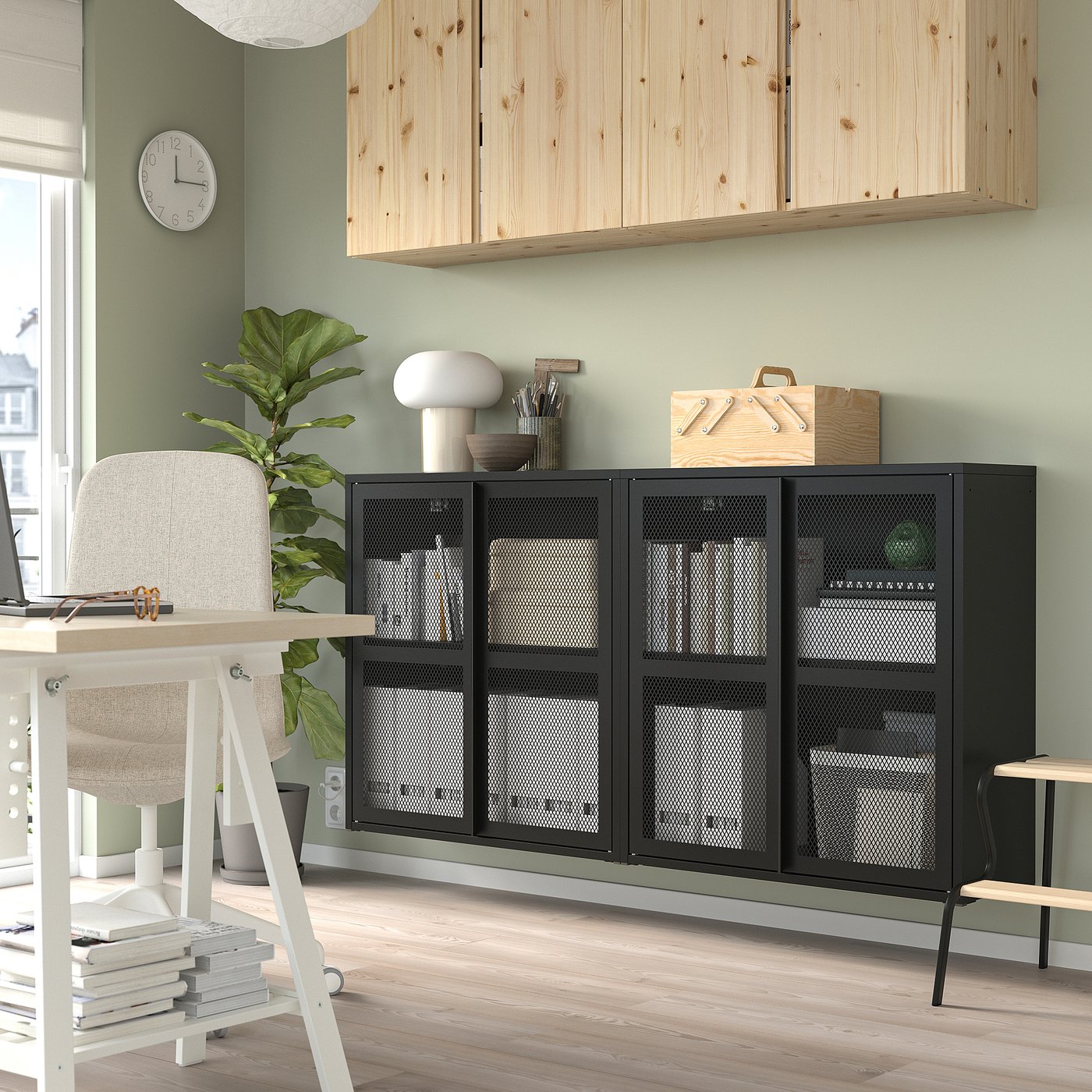 IVAR イーヴァル キャビネット 扉付, ブラック メッシュ, 160x30x83 cm