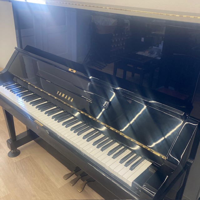 YAMAHA アップライトピアノ U30A (中古) | 長浜のヤマハ音楽・英語教室