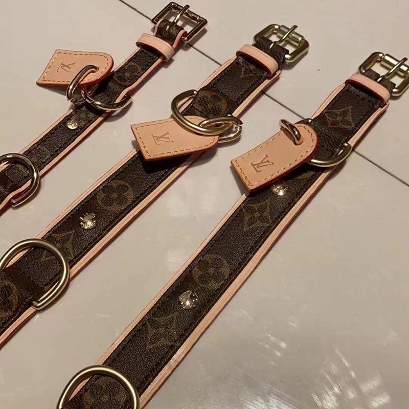 LV ブランド 犬の用品 首輪 牽引紐セット 上質レザー 製品 猫 犬