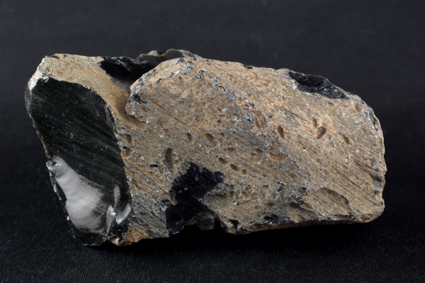 十勝石玲瓏石（レインボーオブシディアン）原石 256g 天然石販売