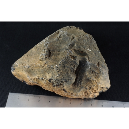 十勝石玲瓏石（レインボーオブシディアン）原石 256g 天然石販売