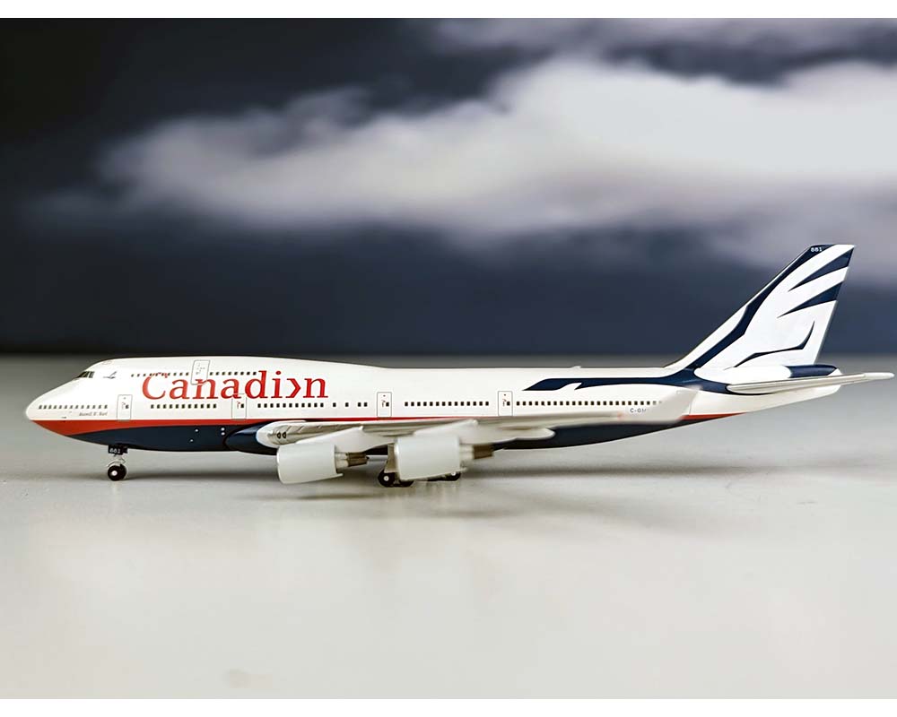 www.JetCollector.com: Canadian Airlines B747-400 Goose Tail C-GMWW