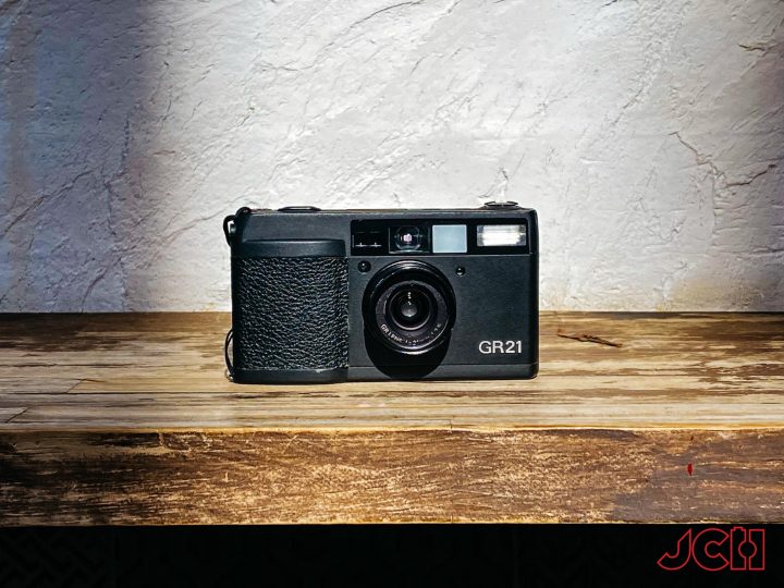 Camera Geekery: Ricoh GR21 - Japan Camera Hunter