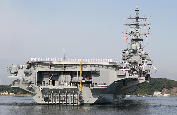 米海軍の原子力空母「ロナルド…：米原子力空母「ロナルド・レーガン