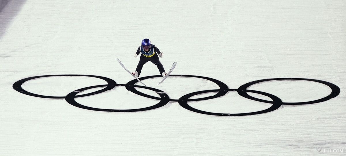 画像・写真：高梨、こん身の飛躍 4年前の悪夢、断ち切る銅―ジャンプ
