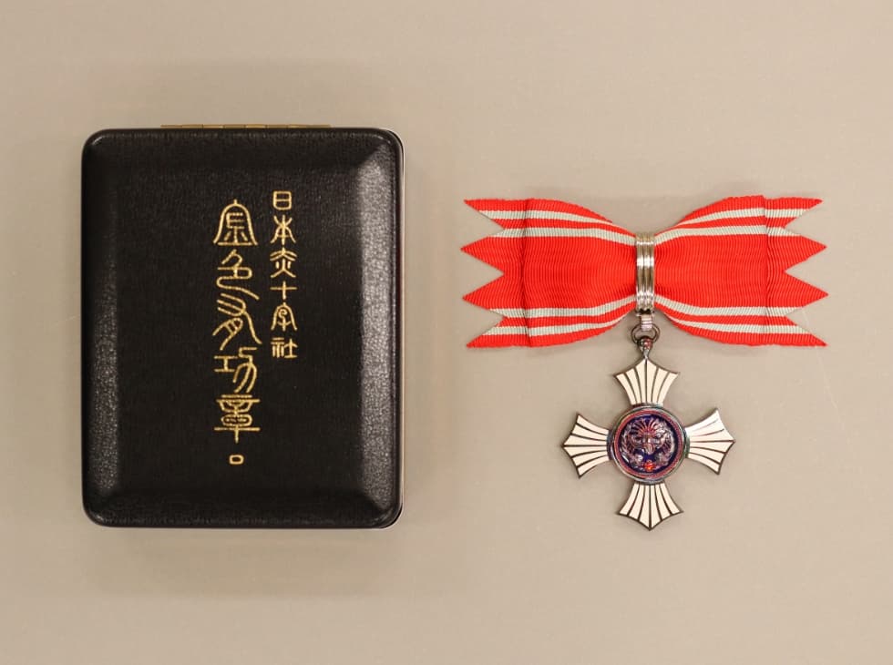 日本赤十字社有功章 勲章セット 赤白リボン付き 明治二十一年 日本