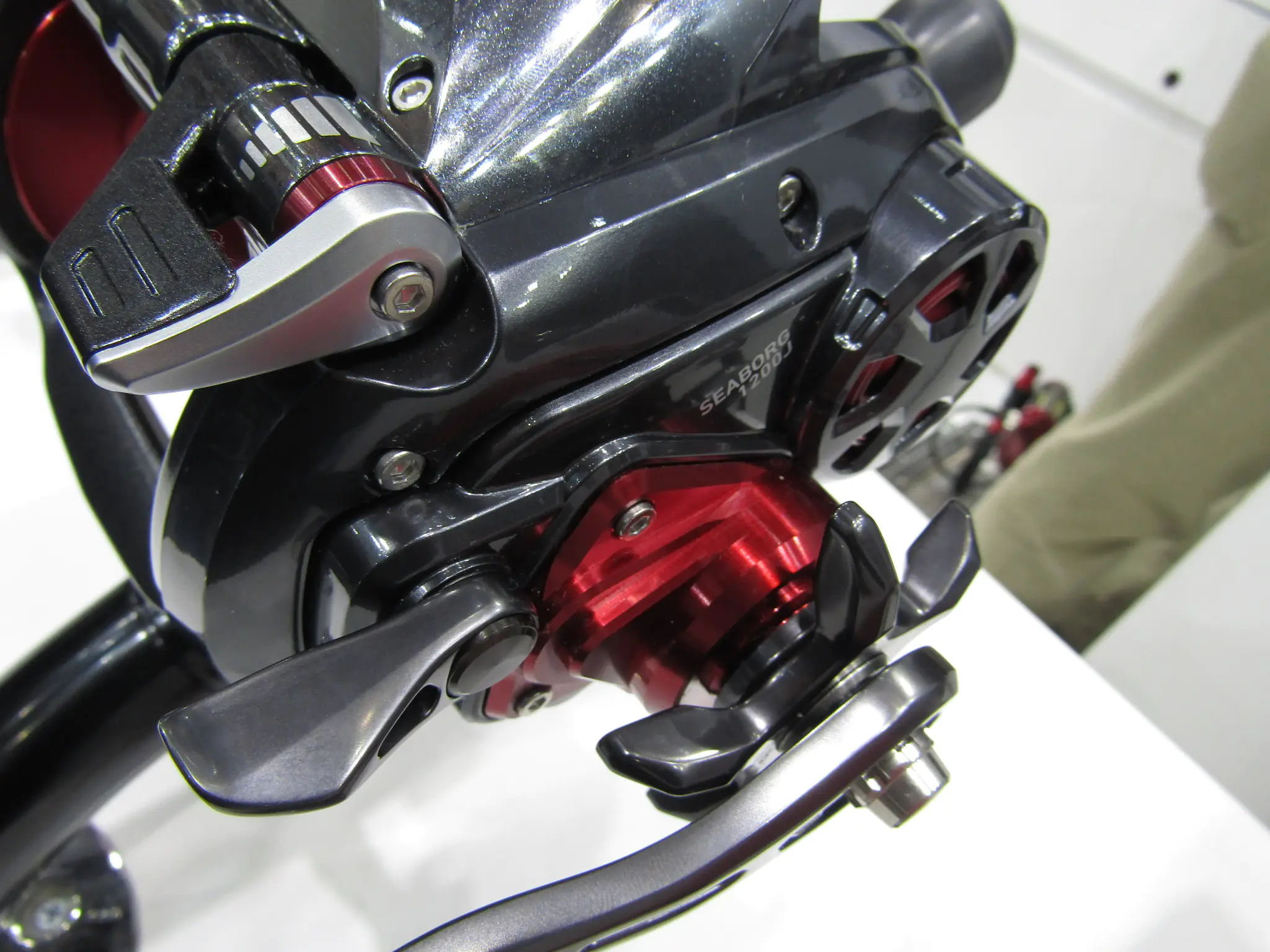 シーボーグ1200J - 127,000円 : 海釣り、船釣り専門店の沖三昧 ,釣具