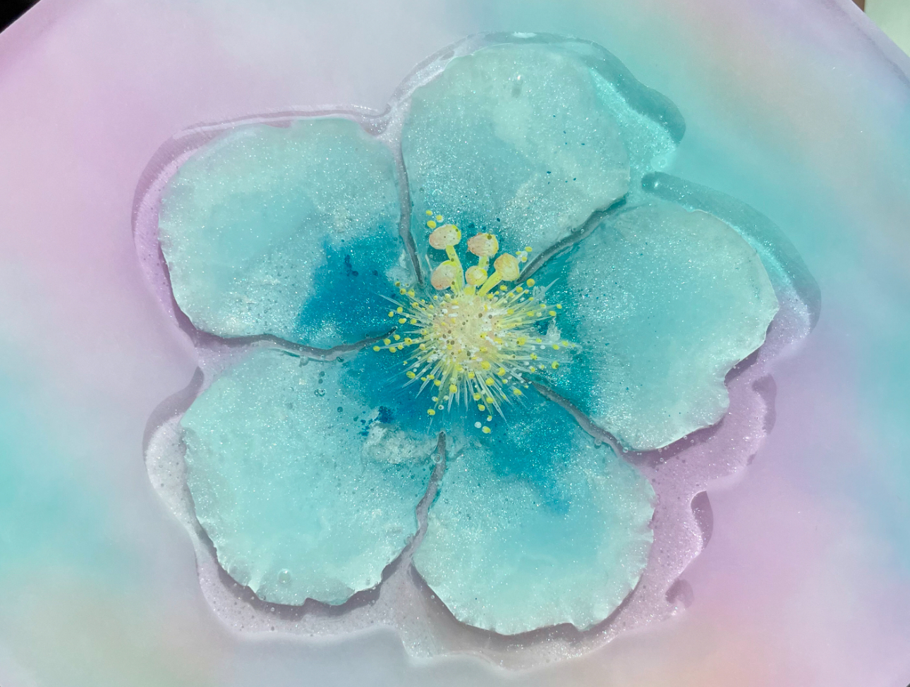 Kanaの推し活シリーズ】ハワイのお花をモチーフにした美しいレジン