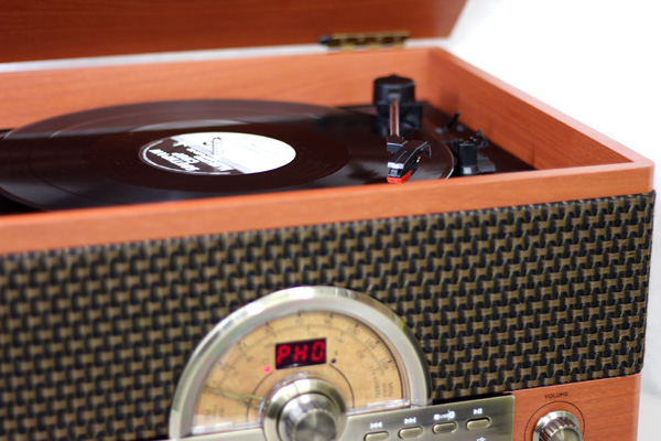 ION Audio/Bluetooth対応レコード・カセット・ラジオ・CD・一体型