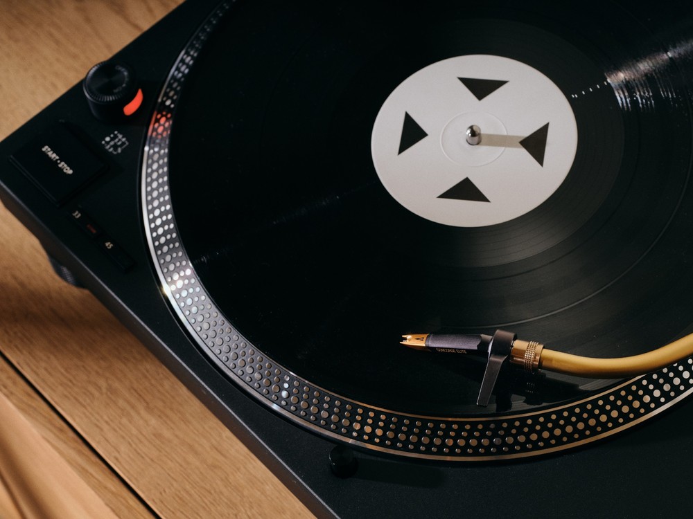 レコード盤について Vol.1 基礎編｜アナログオーディオ大全｜ortofon