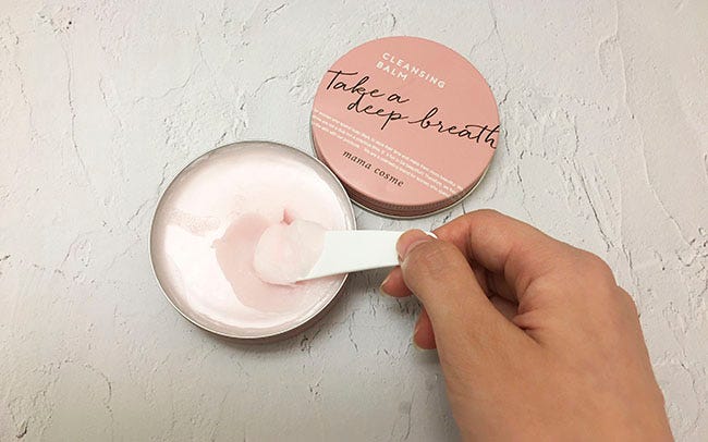 ママコスメ「クレンジングバーム」の口コミや効果は？体験談も紹介