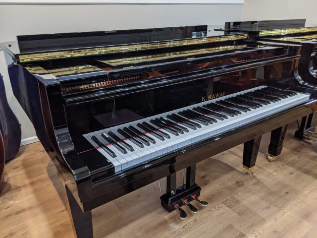 中古グランドピアノ KAWAI（カワイ）GE-1 コンパクトグランド | 株式