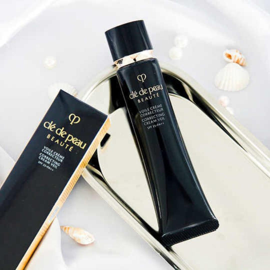 Cle De Peau Beaute ラディアント クリーム ファンデーション 21ml