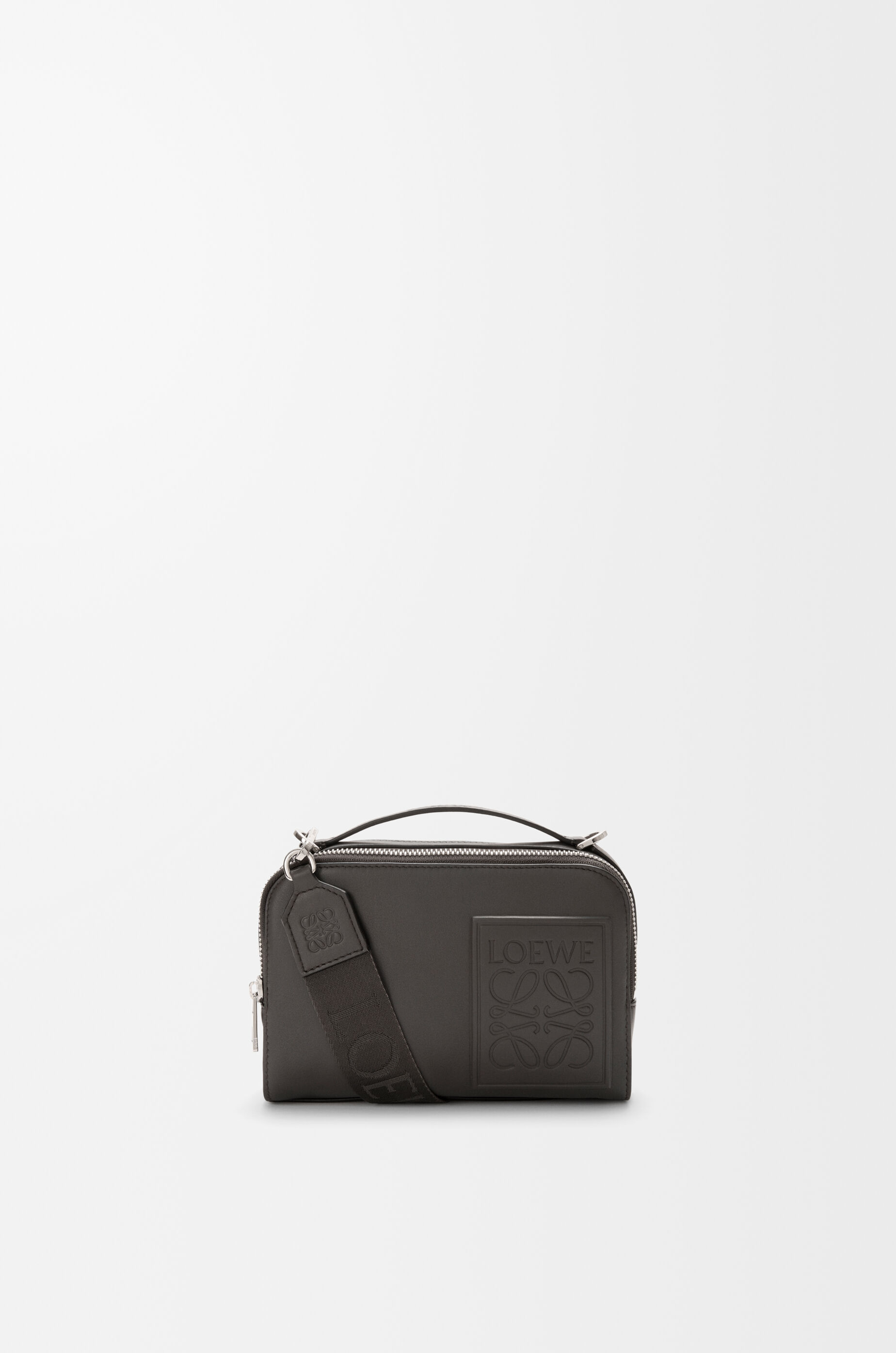 クロスボディ カメラバッグ ミニ（サテンカーフ） グレー - LOEWE