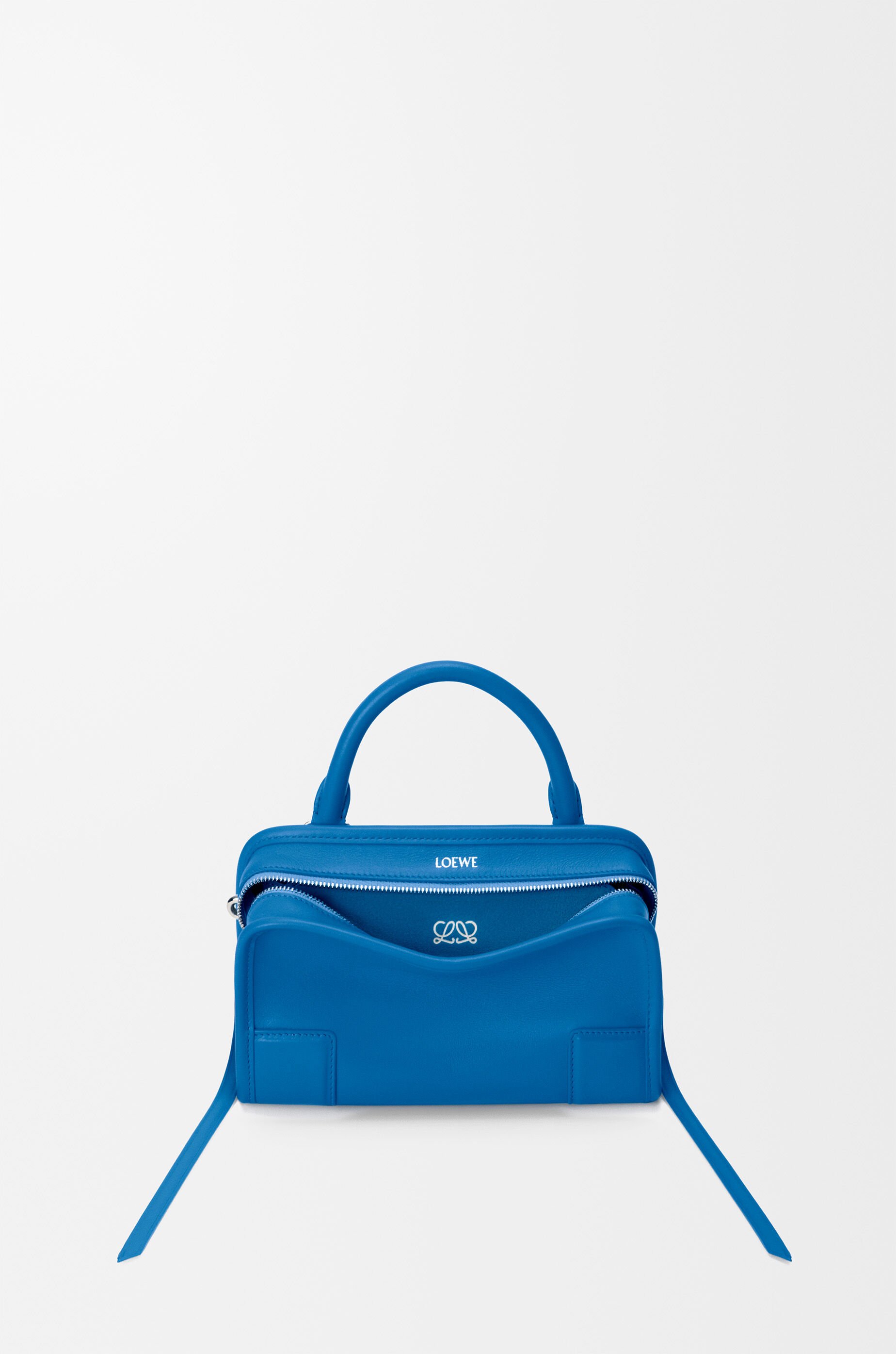 アマソナ180 バッグ スモール（ソフトカーフ） ブルー - LOEWE Japan