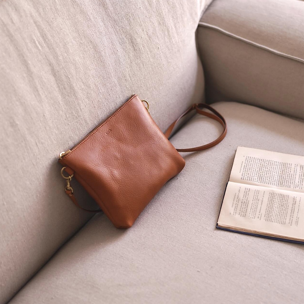 Sleek sacoche -middle-