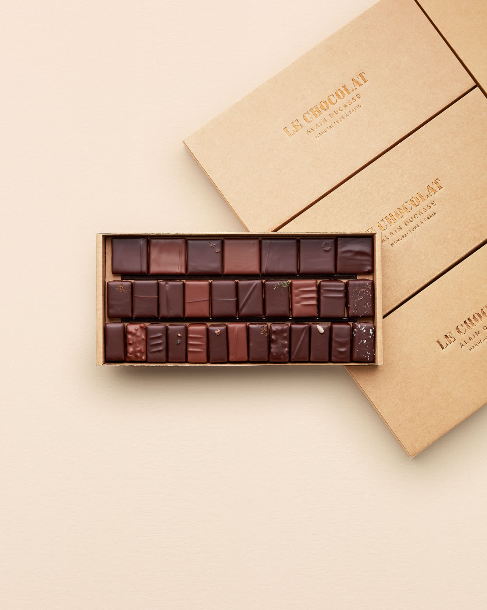 Ganaches & Pralinés Box 30 pieces | Le Chocolat Alain Ducasse