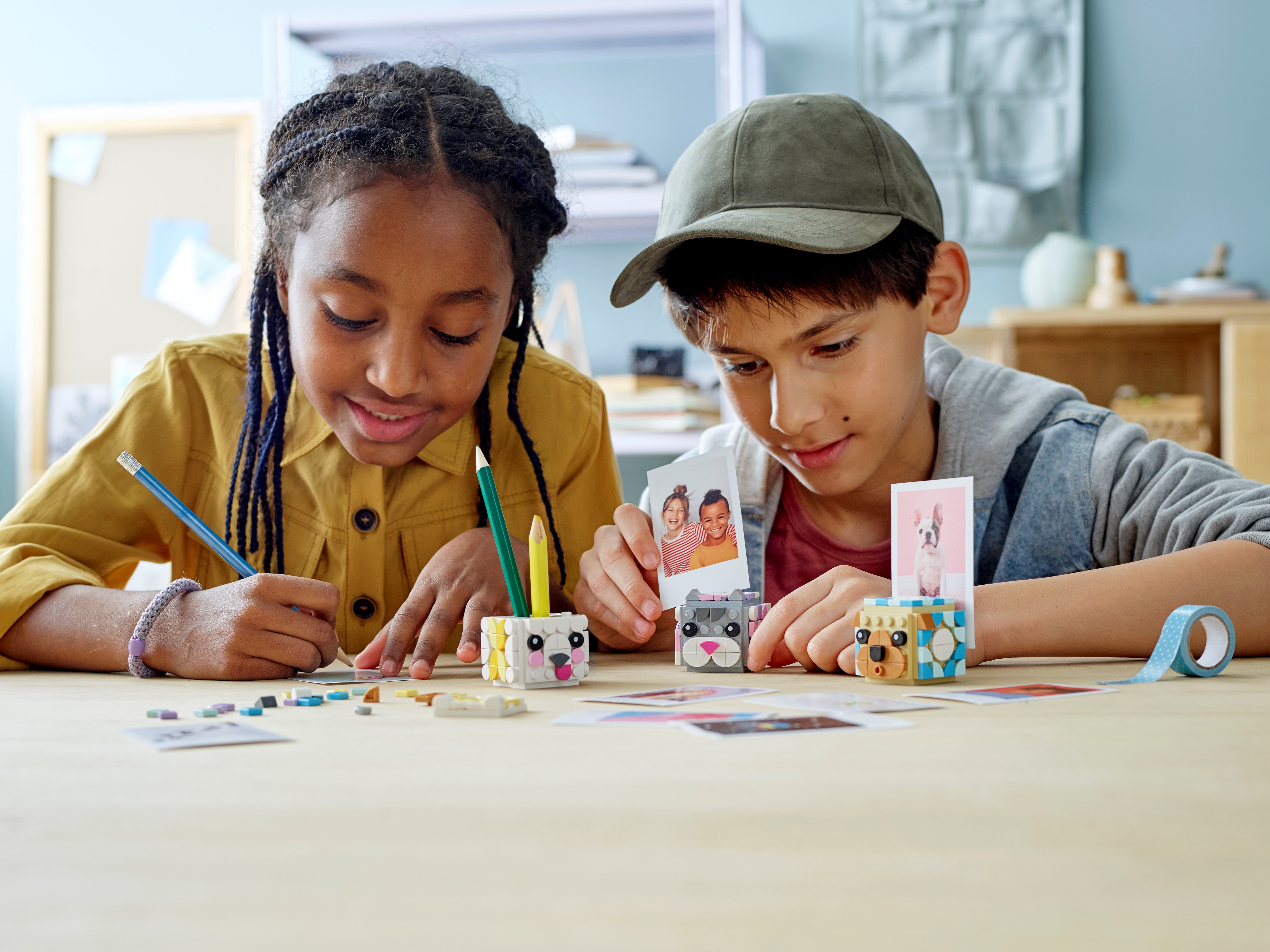 Animal Picture Holders 41904 | DOTS | Buy online at the Official