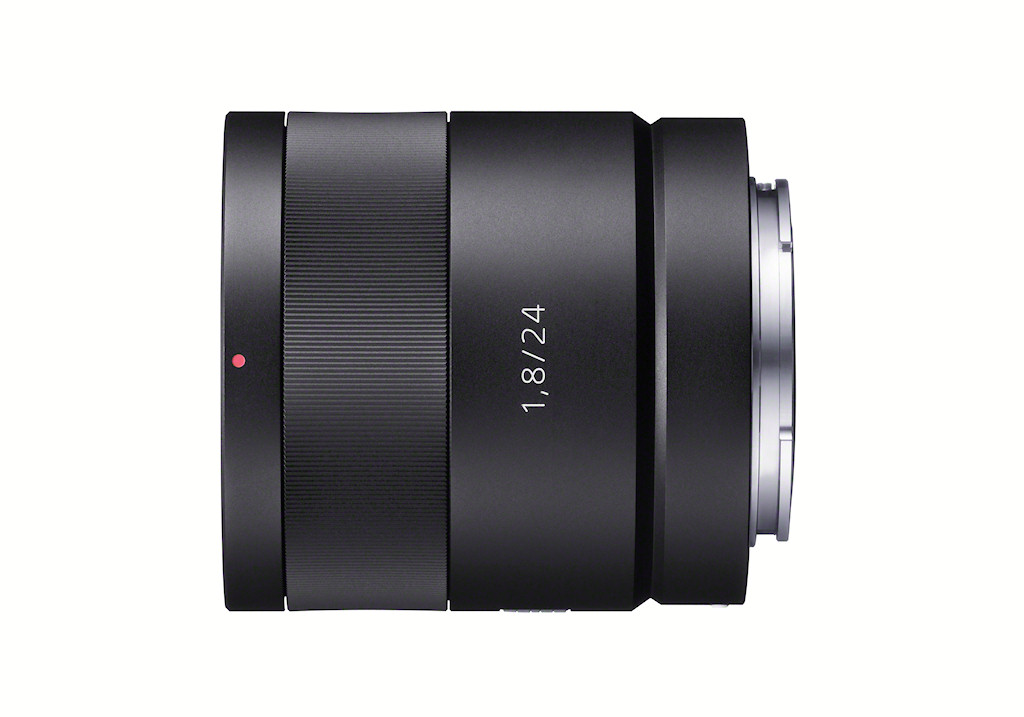 Sony Carl Zeiss Sonnar T* E 24 mm f/1.8 ZA - LensTip.com