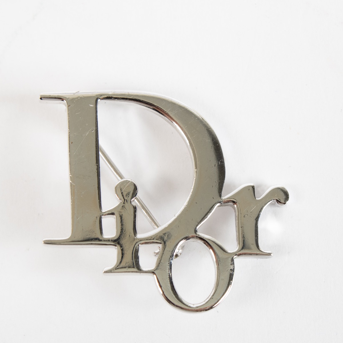 ll05067_dior_silver_broche-2.jpg