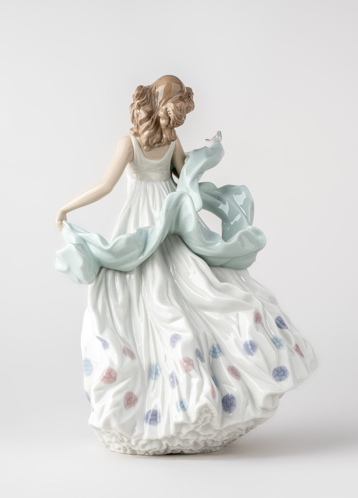 夏のセレナーデ | リヤドロ公式オンライン