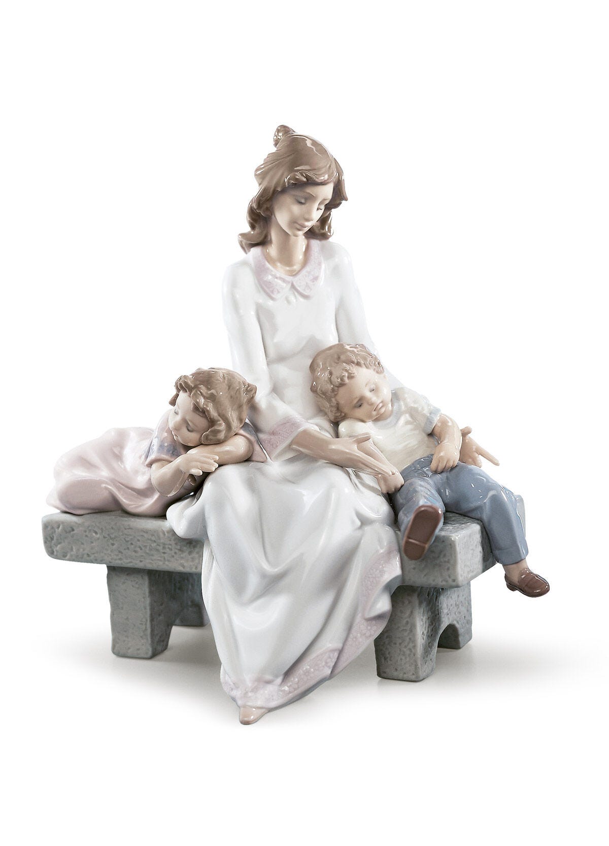 An Afternoon Nap Mother Figurine | Lladró® USA