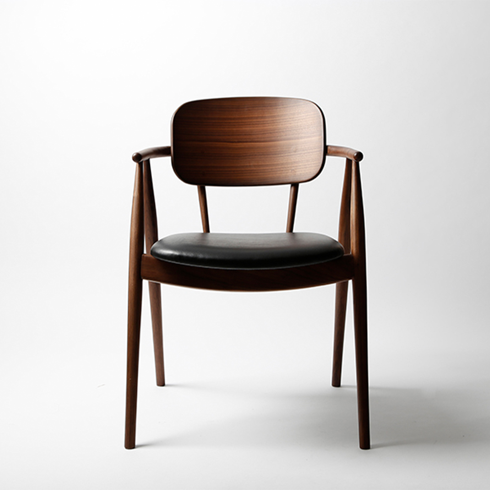 TRUNK2（トランクツー）ダイニングチェア DC2（ウォールナット