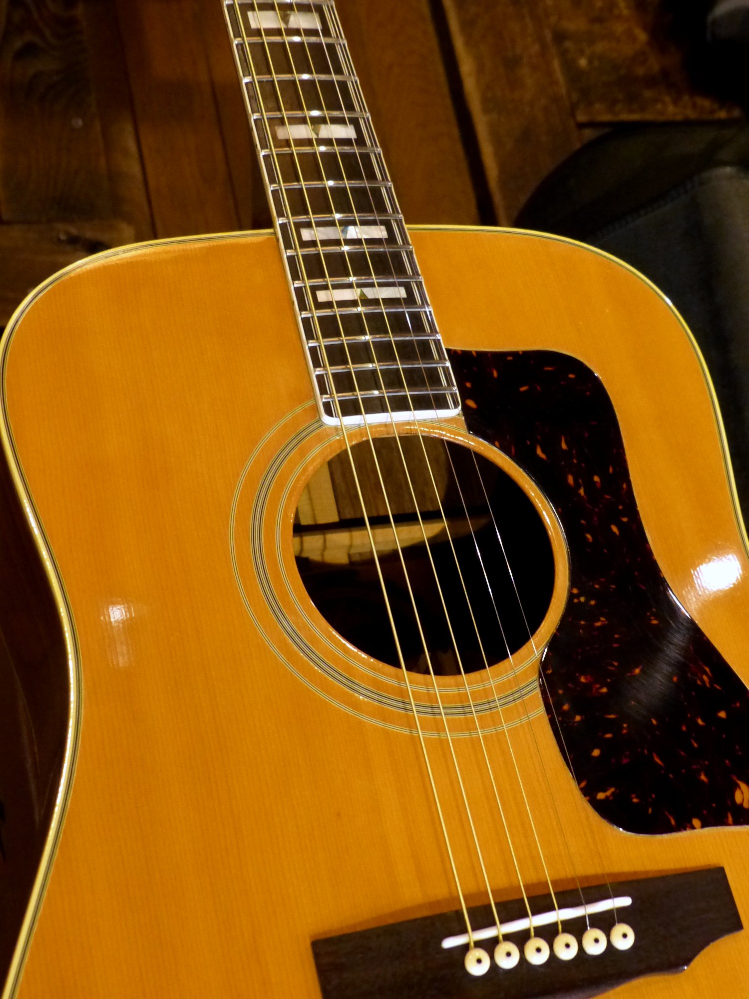 Aria '70s GL500 – 京町家のギターショップ ライトニン