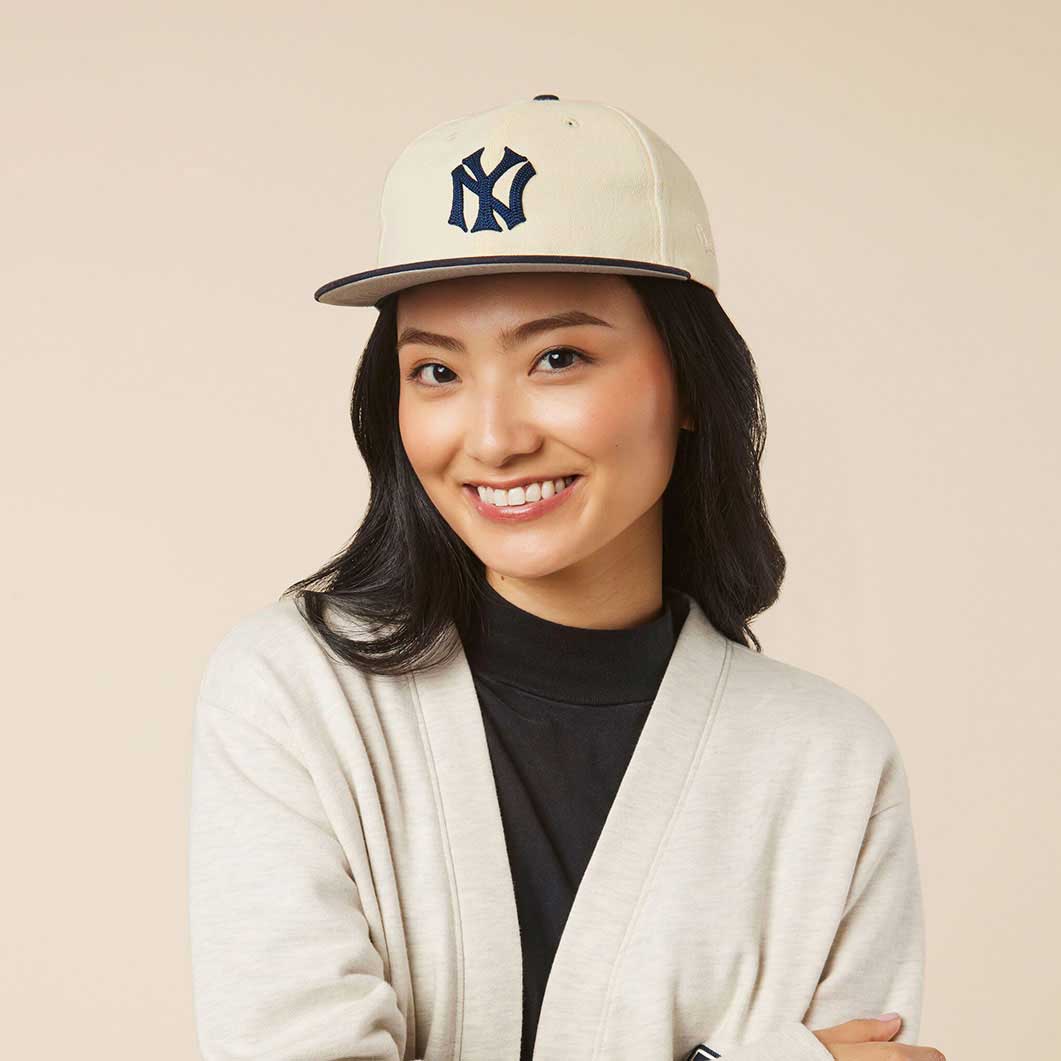 NY ヤンキースキャップ レトロクラウン 9FIFTY MoMA Edition(レトロ