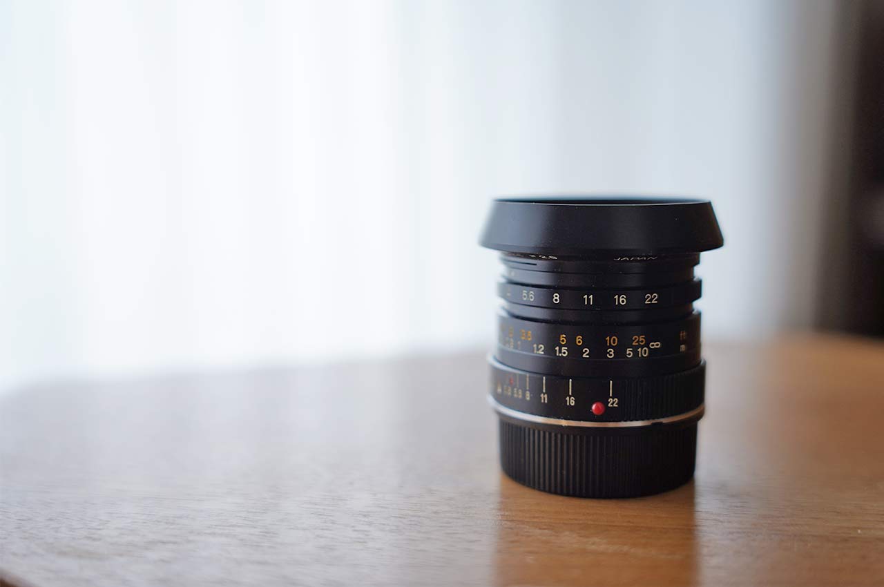 広角オールドレンズ「M-ROKKOR 28mm f2.8」購入レビュー。デザインの