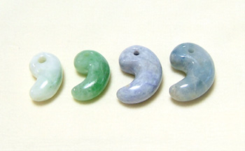 糸魚川産翡翠の解説 - 水晶天然石専門店ムーンマッドネス MoonMadness