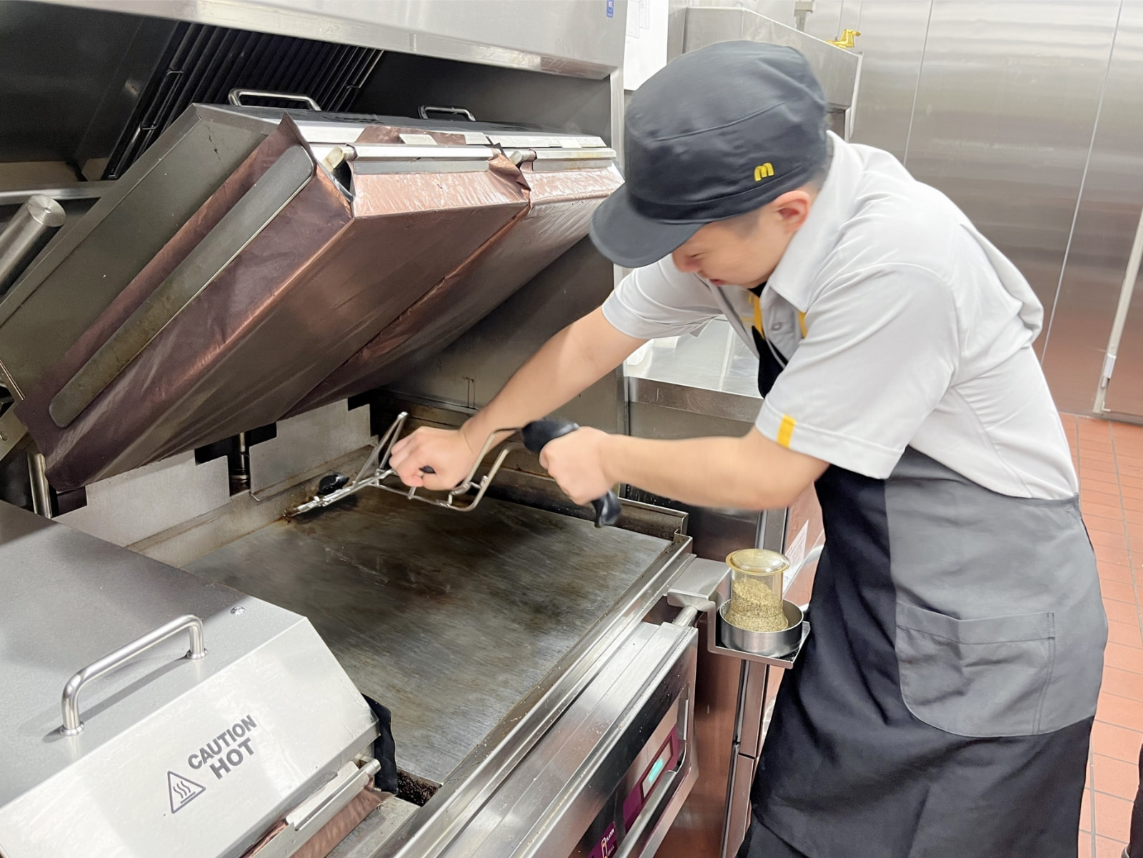 グリルストッカー 三浦 雅玄「札幌南二条店」 | Smile Story