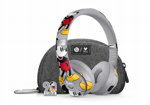 ミッキーマウス90周年のAppleコラボヘッドホン「Beats Solo3」発表